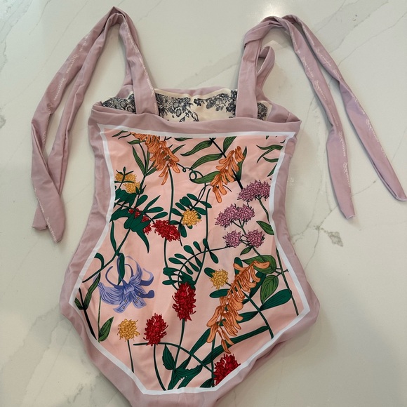 Vintage Style Reversible One Piece Swim Suit - Picture 6 of 12